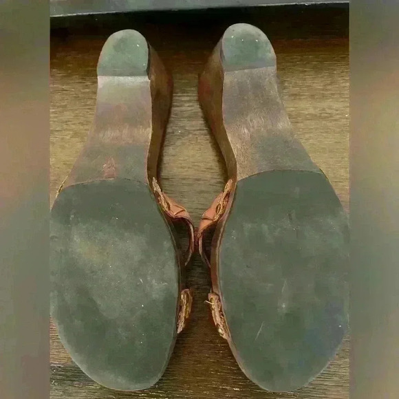 Banana Republic Retro Style Sandals Size 8.5 - Picture 5 of 8